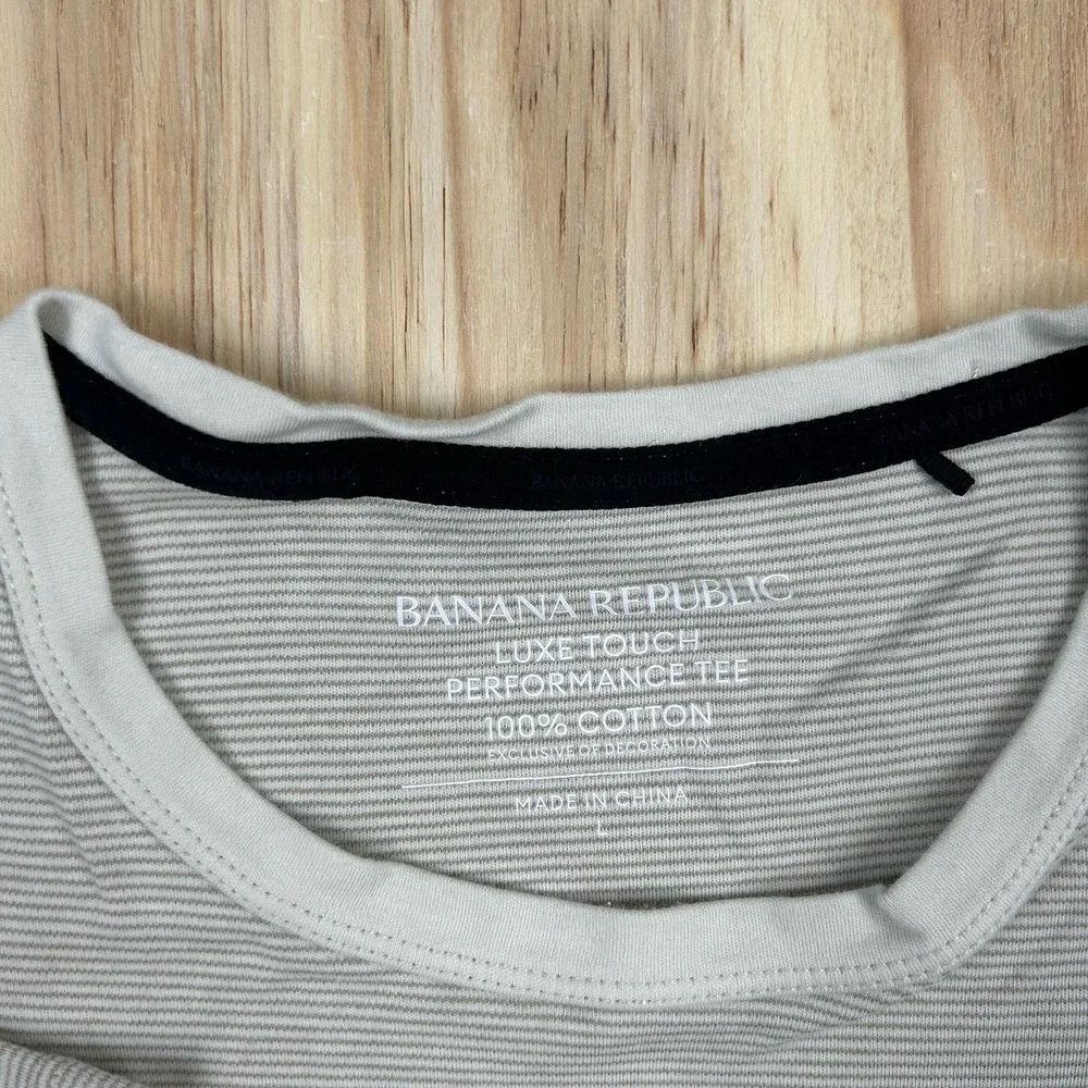 Banana Republic Men's Luxe‎ Touch Performance Tee T-Shirt 100% Cotton Large